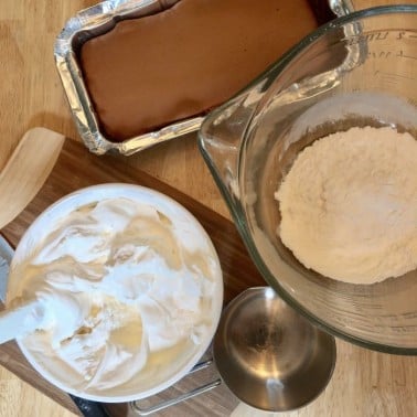 No Bake Mixed Berry Pound Cake Recipe For Dessert On The Go!