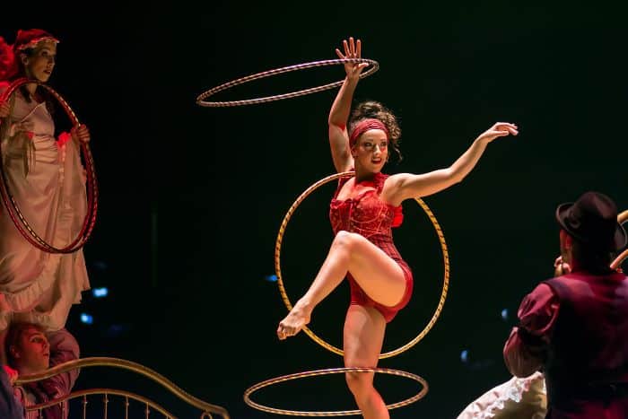 Hula-Hoop Costumes Dominique Lemieux 2018 Cirque du Soleil Photo 1
