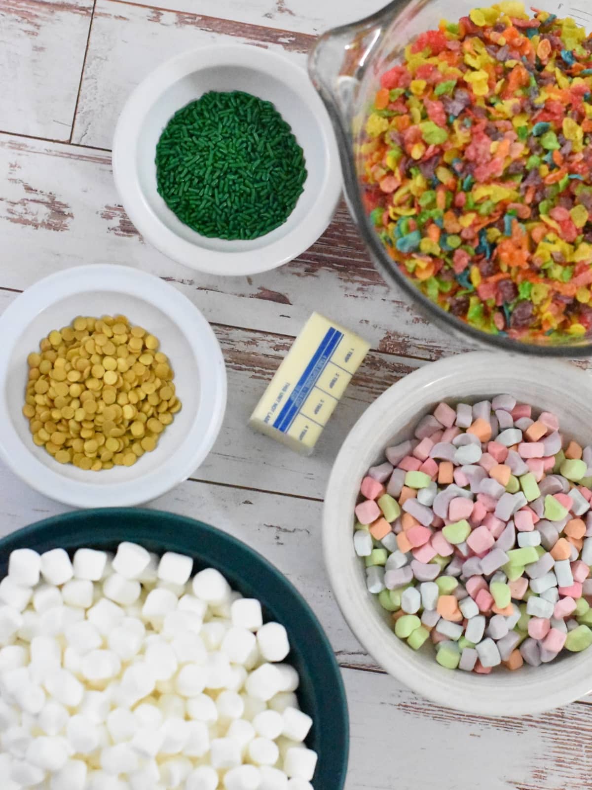 Rainbow bars Snack Ingredients in bowls