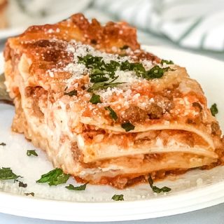 Classic No Boil Lasagna with Cottage Cheese Recipe