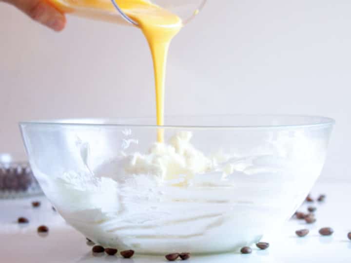 Add whipped yolks to mascarpone