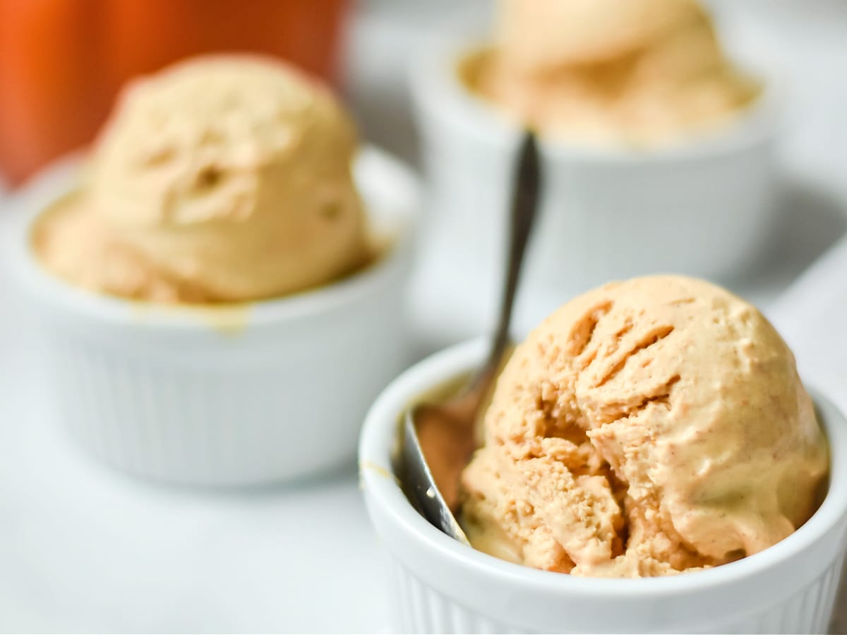 Pumpkin Ice Cream in bowls close up