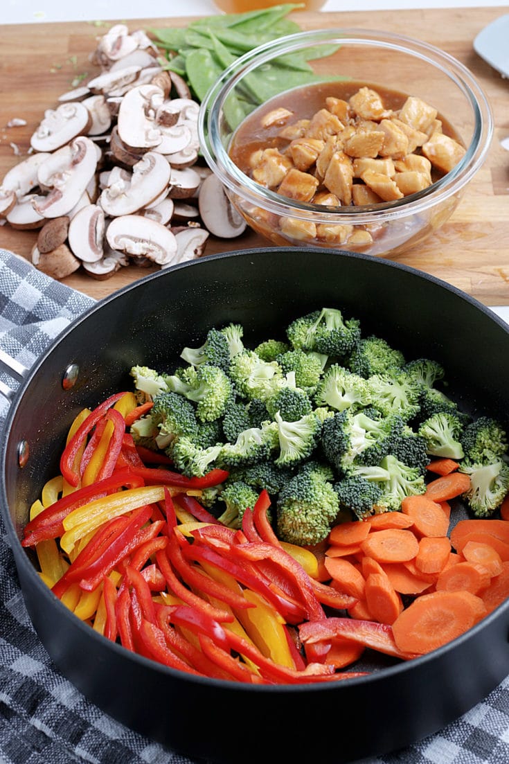 Chicken Stir Fry broccoli peppers