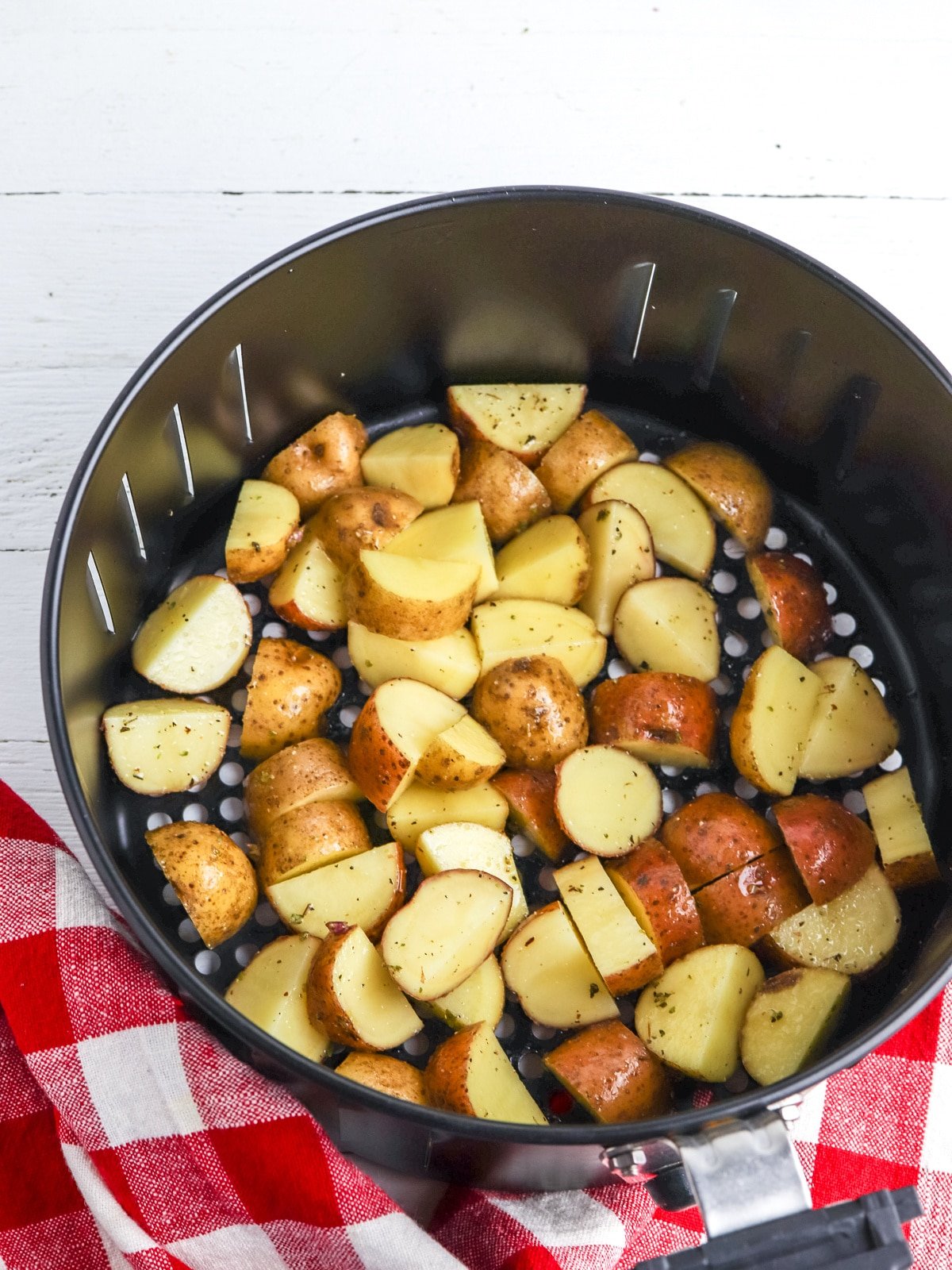 potatoes in air fryer basket