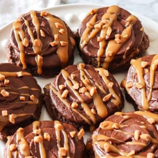 Chocolate Caramel Cookies with toffee topping