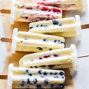 Mixed Berry Cheesecake Pudding Pops Recipe