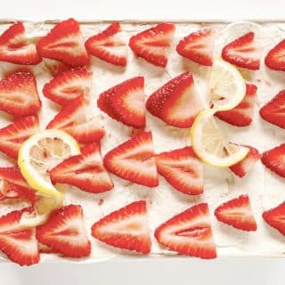 Strawberry Lemon Cheesecake Bars Featured