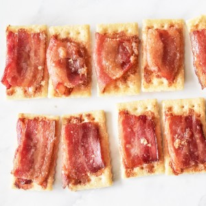 candied bacon crackers recipe